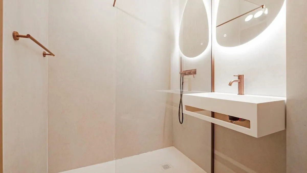 Luxueux Appartement Avec Terrase Sur La Mer 格里莫 0*,  法国