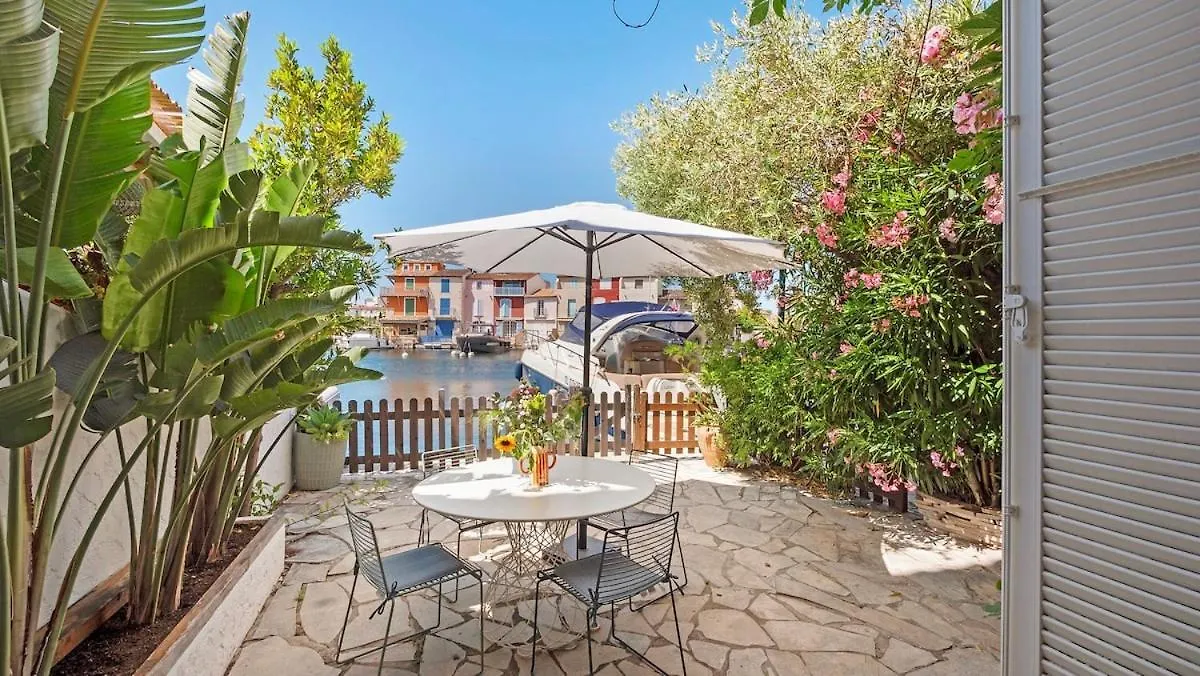 Luxueux Appartement Avec Terrase Sur La Mer Grimaud