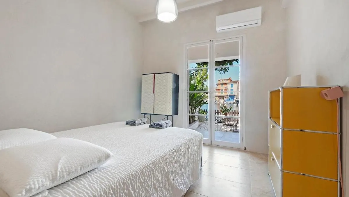 Luxueux Appartement Avec Terrase Sur La Mer Grimaud 0*,  France