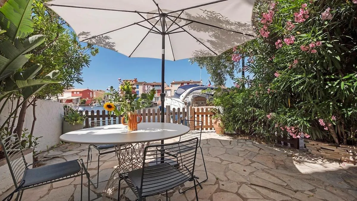 Luxueux Appartement Avec Terrase Sur La Mer Grimaud France