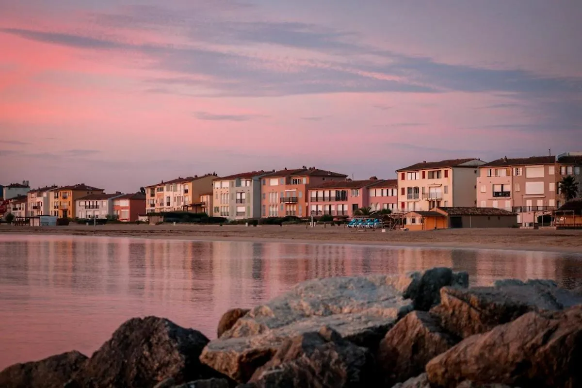 Luxueux Appartement Avec Terrase Sur La Mer Grimaud 0*,  France